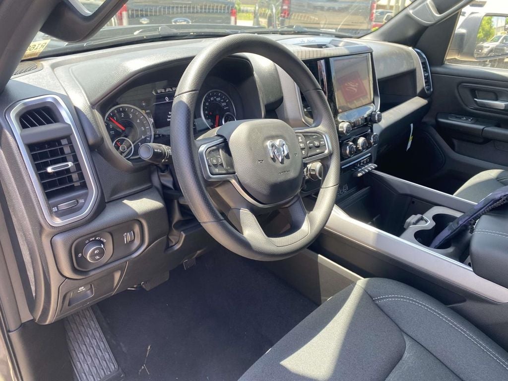 2026 RAM Ram 1500 RAM 1500 EXPRESS CREW CAB 4X4 5'7' BOX