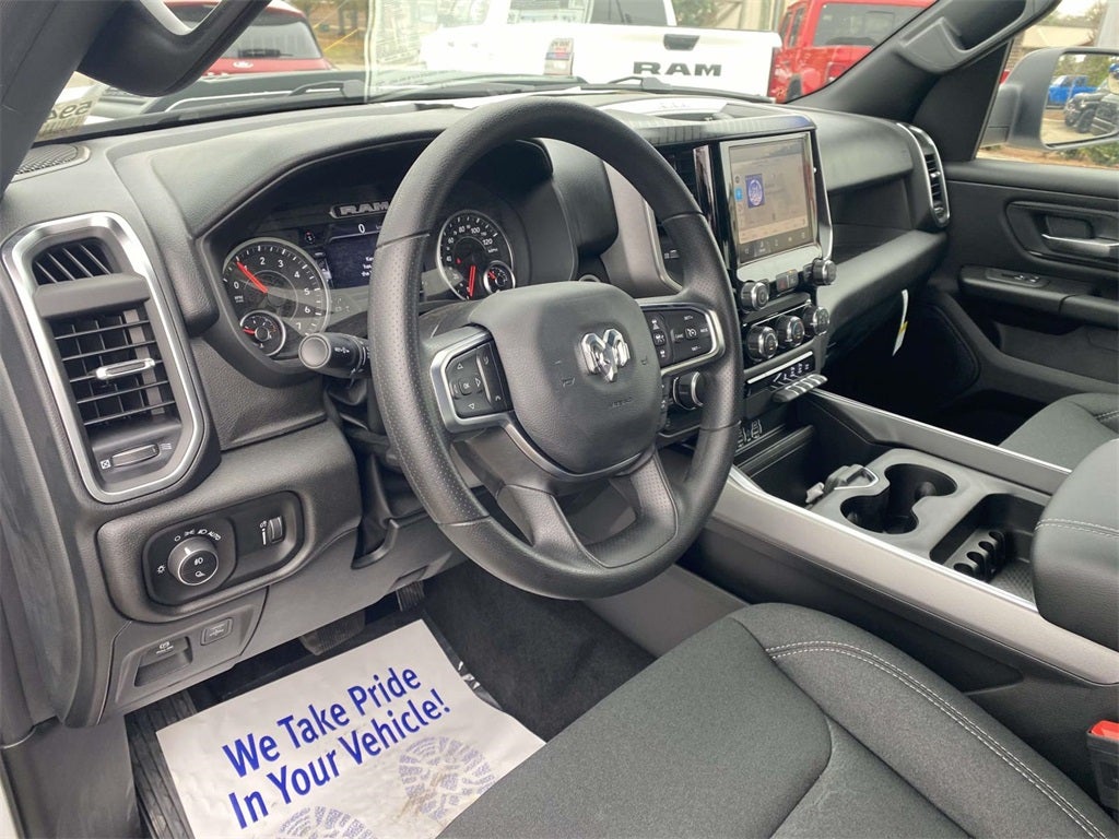 2026 RAM Ram 1500 RAM 1500 EXPRESS CREW CAB 4X4 5'7' BOX