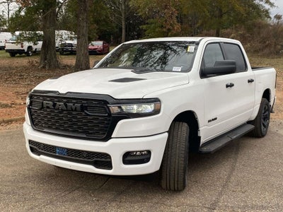 2026 RAM Ram 1500 RAM 1500 EXPRESS CREW CAB 4X4 5'7' BOX