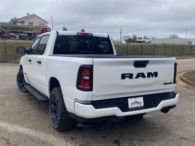 2026 RAM Ram 1500 RAM 1500 EXPRESS CREW CAB 4X4 5'7' BOX