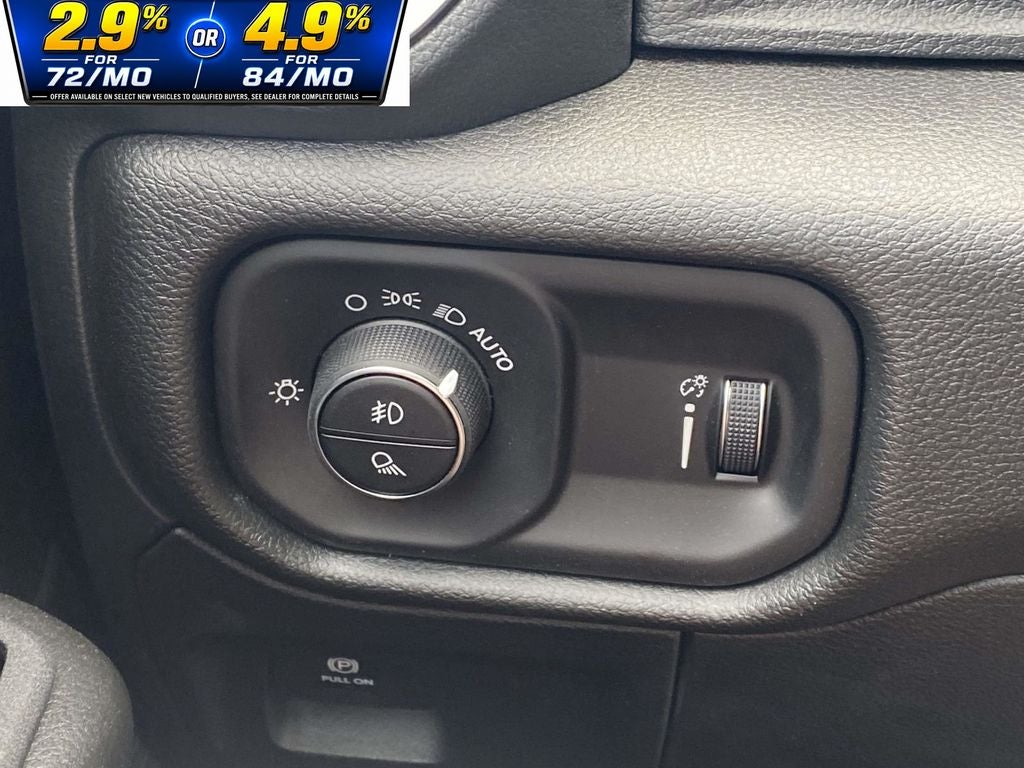 2026 RAM Ram 1500 RAM 1500 EXPRESS CREW CAB 4X4 5'7' BOX