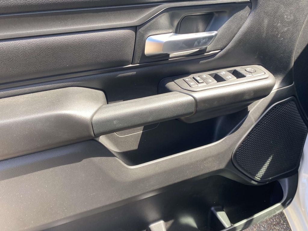 2026 RAM Ram 1500 RAM 1500 TRADESMAN CREW CAB 4X4 5'7' BOX