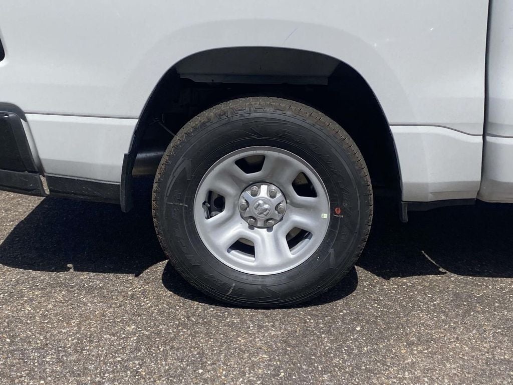 2026 RAM Ram 1500 RAM 1500 TRADESMAN CREW CAB 4X4 5'7' BOX