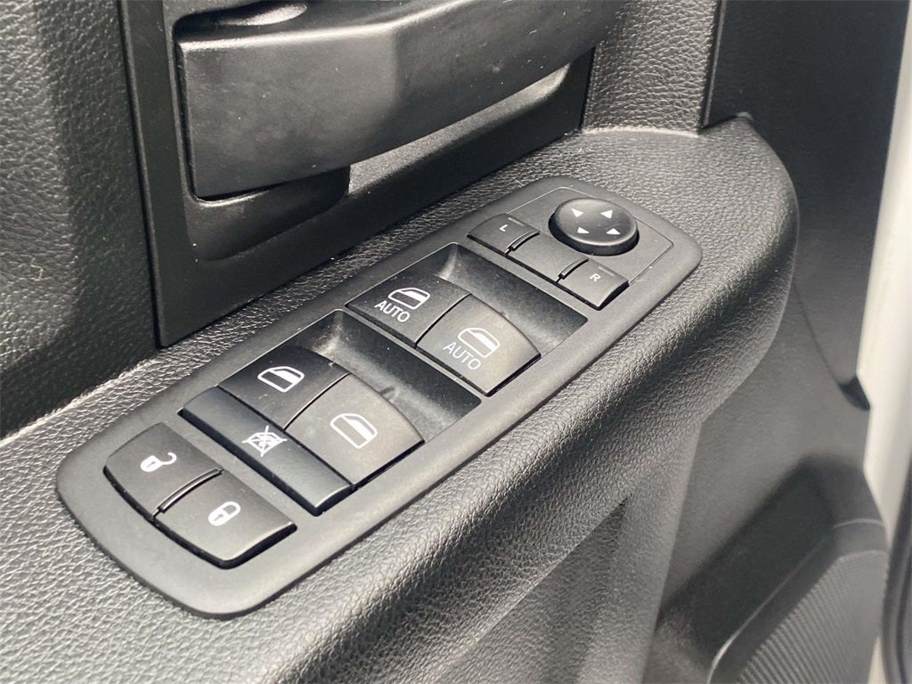 2020 RAM 2500 Tradesman Crew Cab 4X4 6'4' Box