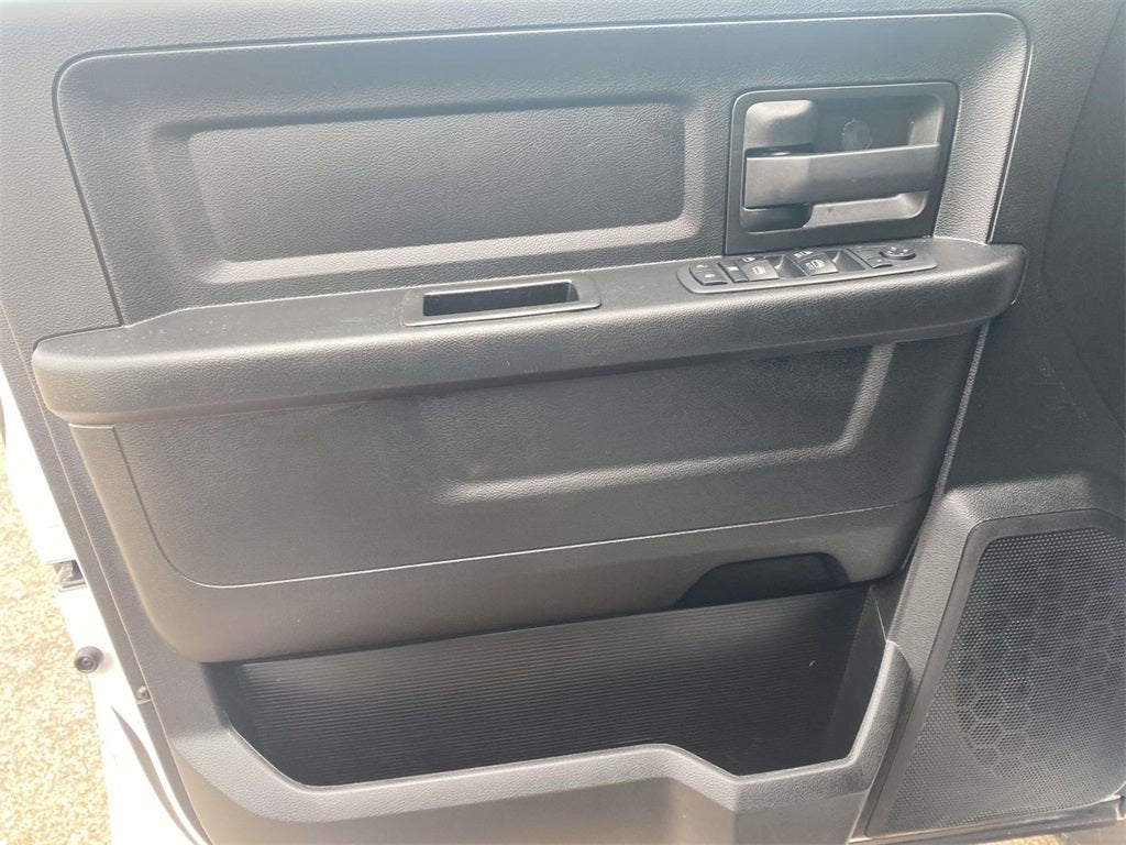 2020 RAM 2500 Tradesman Crew Cab 4X4 6'4' Box