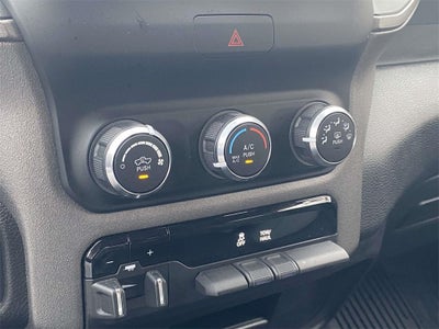 2020 RAM 2500 Tradesman Crew Cab 4X4 6'4' Box