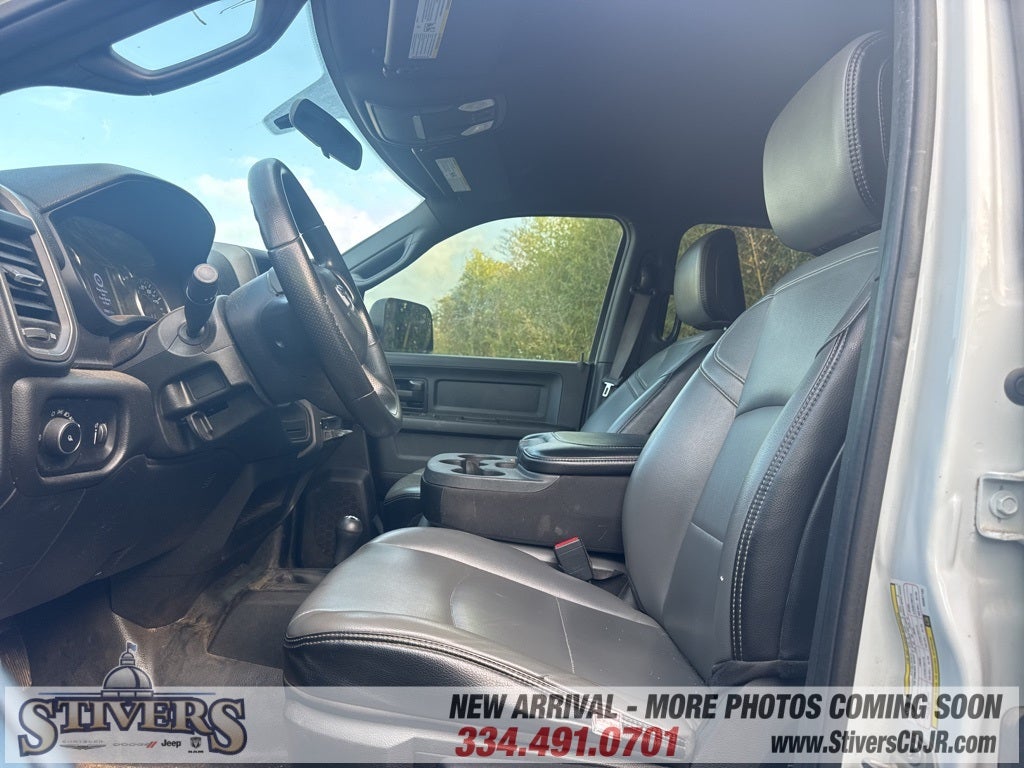 2022 RAM 2500 Tradesman Crew Cab 4x4 6'4' Box