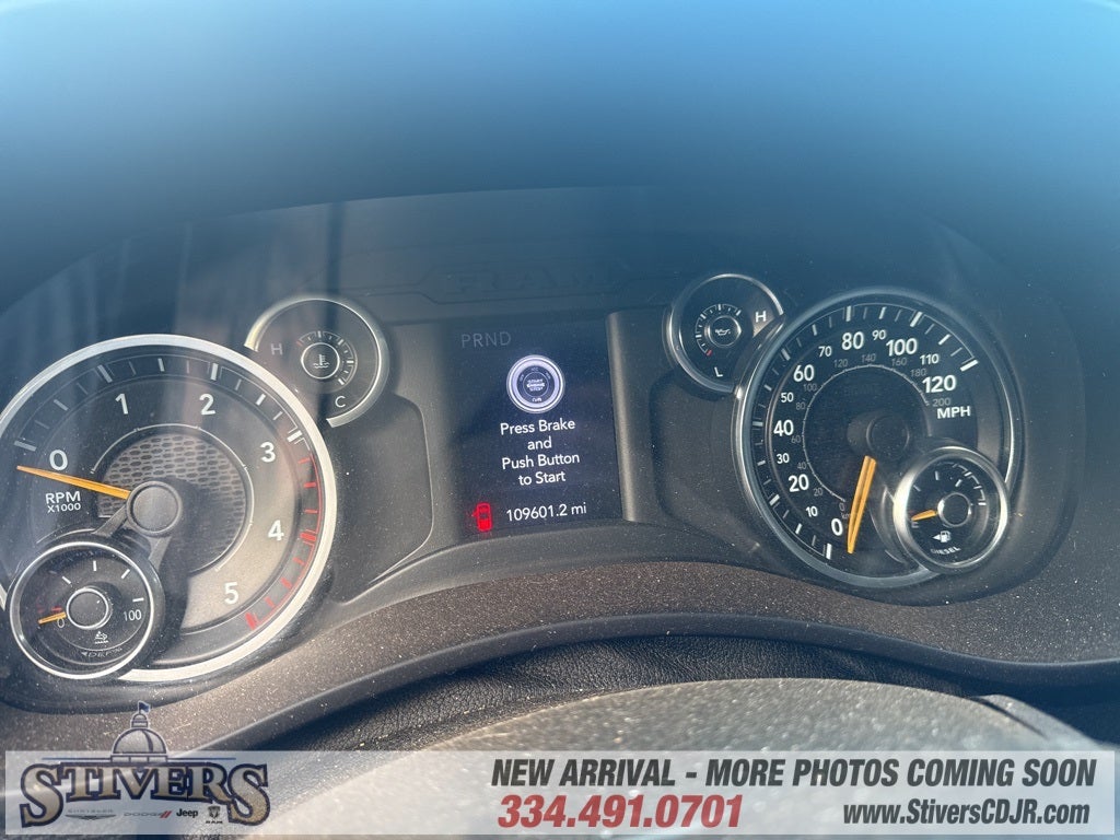 2022 RAM 2500 Tradesman Crew Cab 4x4 6'4' Box