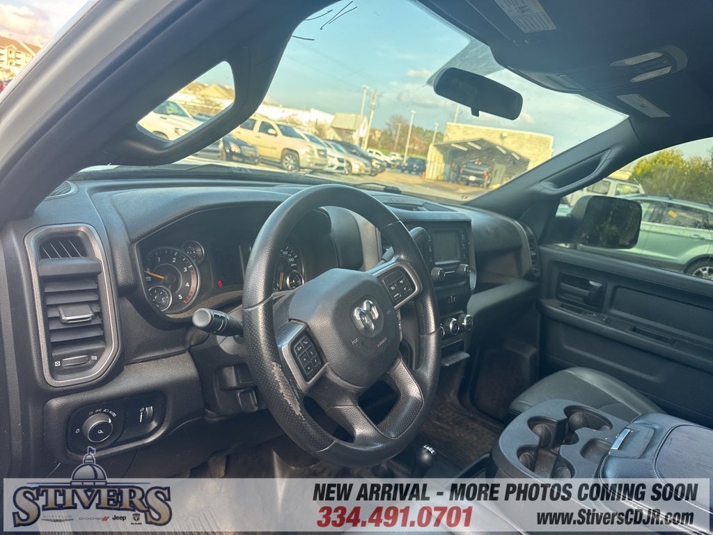 2022 RAM 2500 Tradesman Crew Cab 4x4 6'4' Box