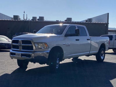 2017 RAM 2500 Tradesman Crew Cab 4x4 8' Box
