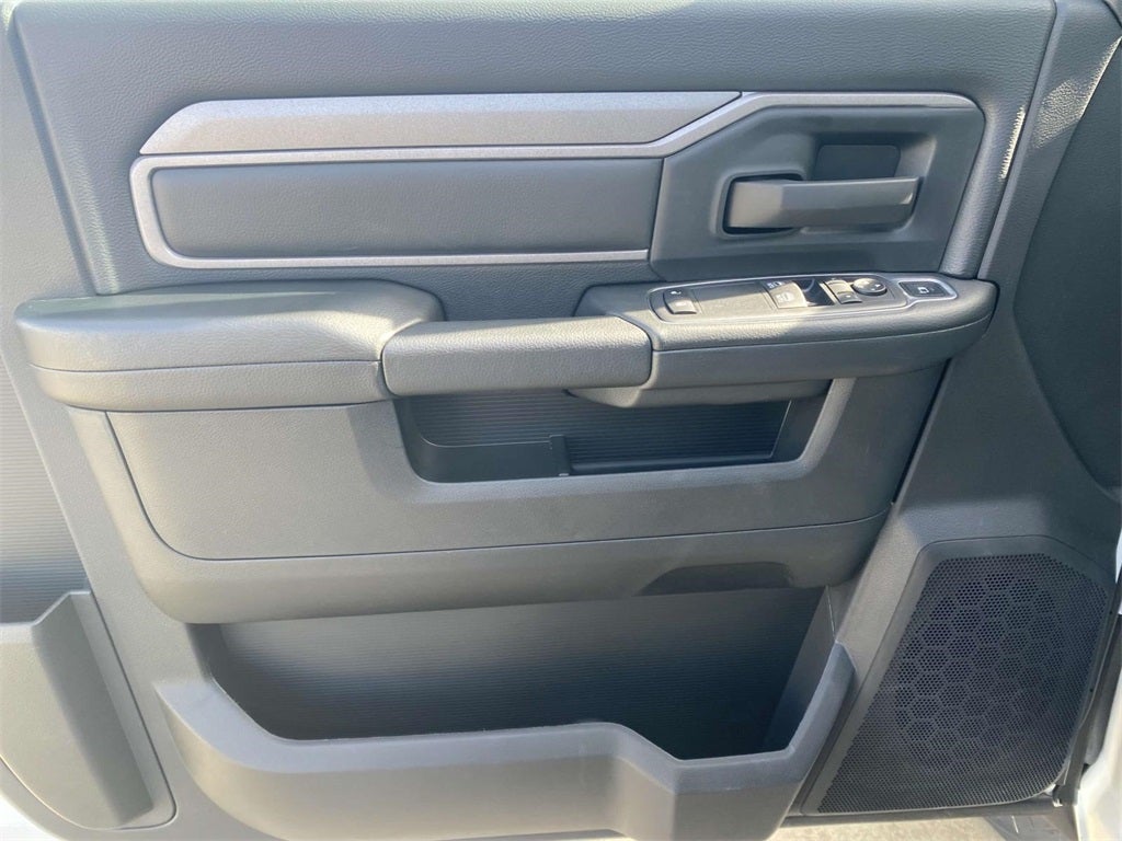 2024 RAM 5500 Chassis Tradesman/SLT