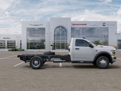 2026 RAM Ram 5500 Chassis Cab RAM 5500 TRADESMAN CHASSIS REGULAR CAB 4X4 84' CA