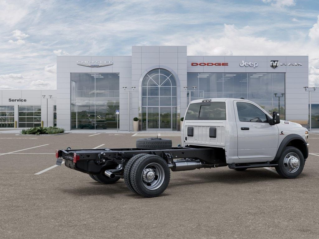 2026 RAM Ram 5500 Chassis Cab RAM 5500 TRADESMAN CHASSIS REGULAR CAB 4X4 84' CA