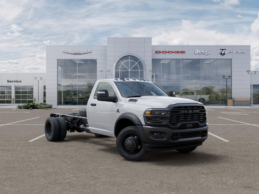 2026 RAM Ram 5500 Chassis Cab RAM 5500 TRADESMAN CHASSIS REGULAR CAB 4X4 84' CA