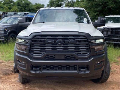 2026 RAM Ram 5500 Chassis Cab RAM 5500 TRADESMAN CHASSIS CREW CAB 4X4 60' CA