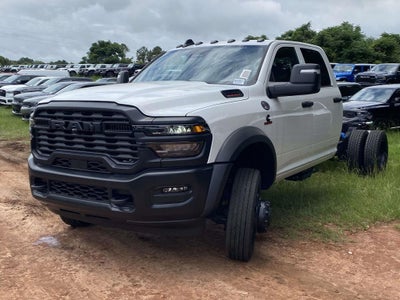 2026 RAM Ram 5500 Chassis Cab RAM 5500 TRADESMAN CHASSIS CREW CAB 4X4 60' CA