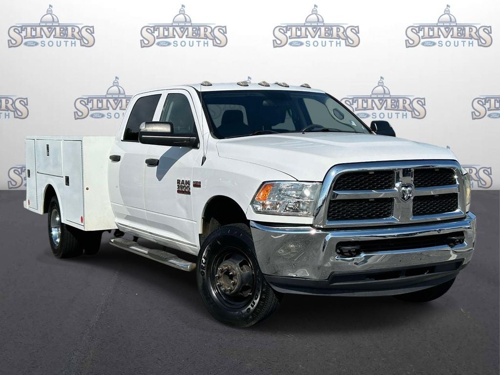 2018 RAM 3500 Chassis Tradesman/SLT/Laramie