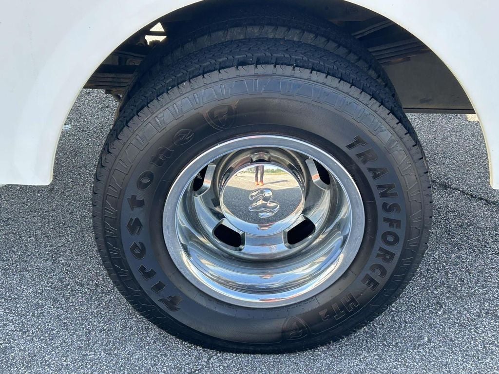2018 RAM 3500 Chassis Tradesman/SLT/Laramie