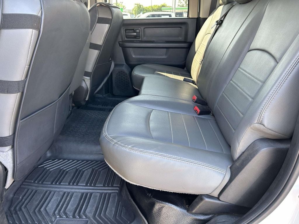 2018 RAM 3500 Chassis Tradesman/SLT/Laramie
