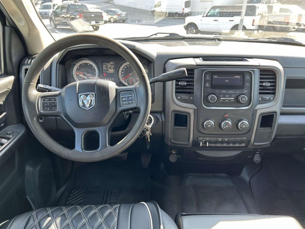 2018 RAM 3500 Chassis Tradesman/SLT/Laramie