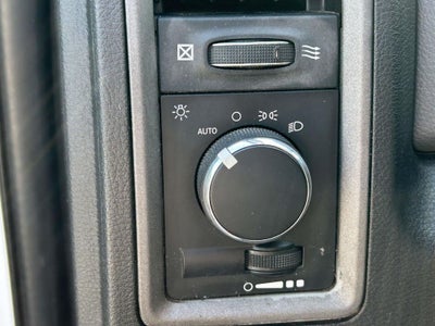 2018 RAM 3500 Chassis Tradesman/SLT/Laramie