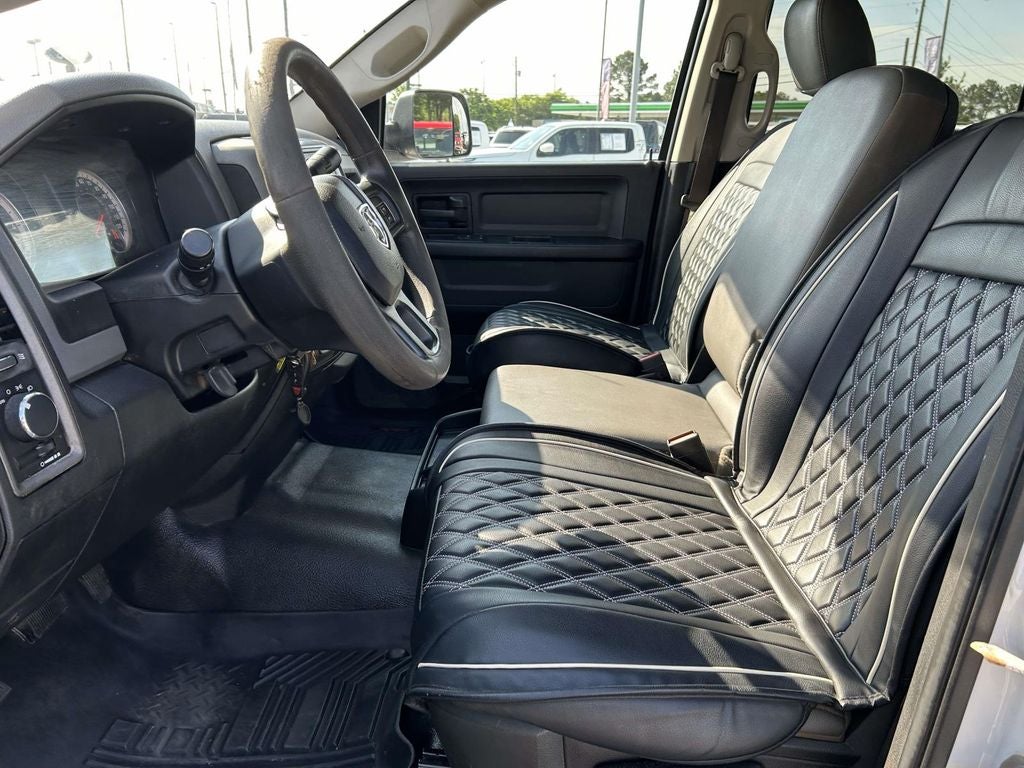 2018 RAM 3500 Chassis Tradesman/SLT/Laramie