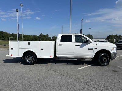 2018 RAM 3500 Chassis Tradesman/SLT/Laramie