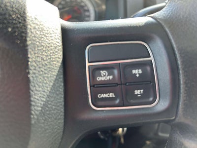 2018 RAM 3500 Chassis Tradesman/SLT/Laramie