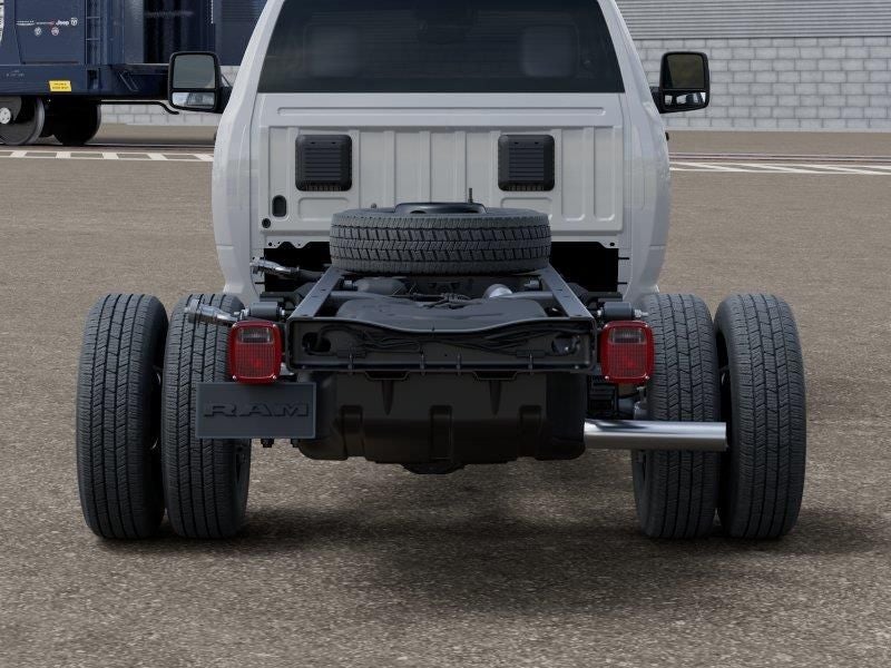 2026 RAM Ram 3500 Chassis Cab RAM 3500 TRADESMAN CHASSIS REGULAR CAB 4X4 84' CA