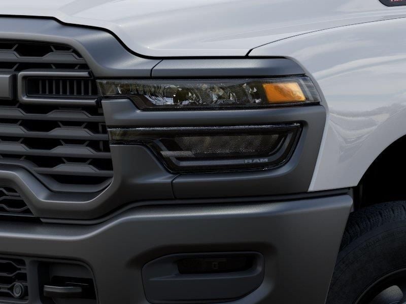2026 RAM Ram 3500 Chassis Cab RAM 3500 TRADESMAN CHASSIS REGULAR CAB 4X4 84' CA