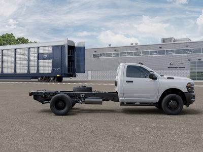 2026 RAM Ram 3500 Chassis Cab RAM 3500 TRADESMAN CHASSIS REGULAR CAB 4X4 84' CA