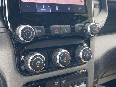 2026 RAM Ram 3500 Chassis Cab RAM 3500 TRADESMAN CHASSIS REGULAR CAB 4X4 84' CA