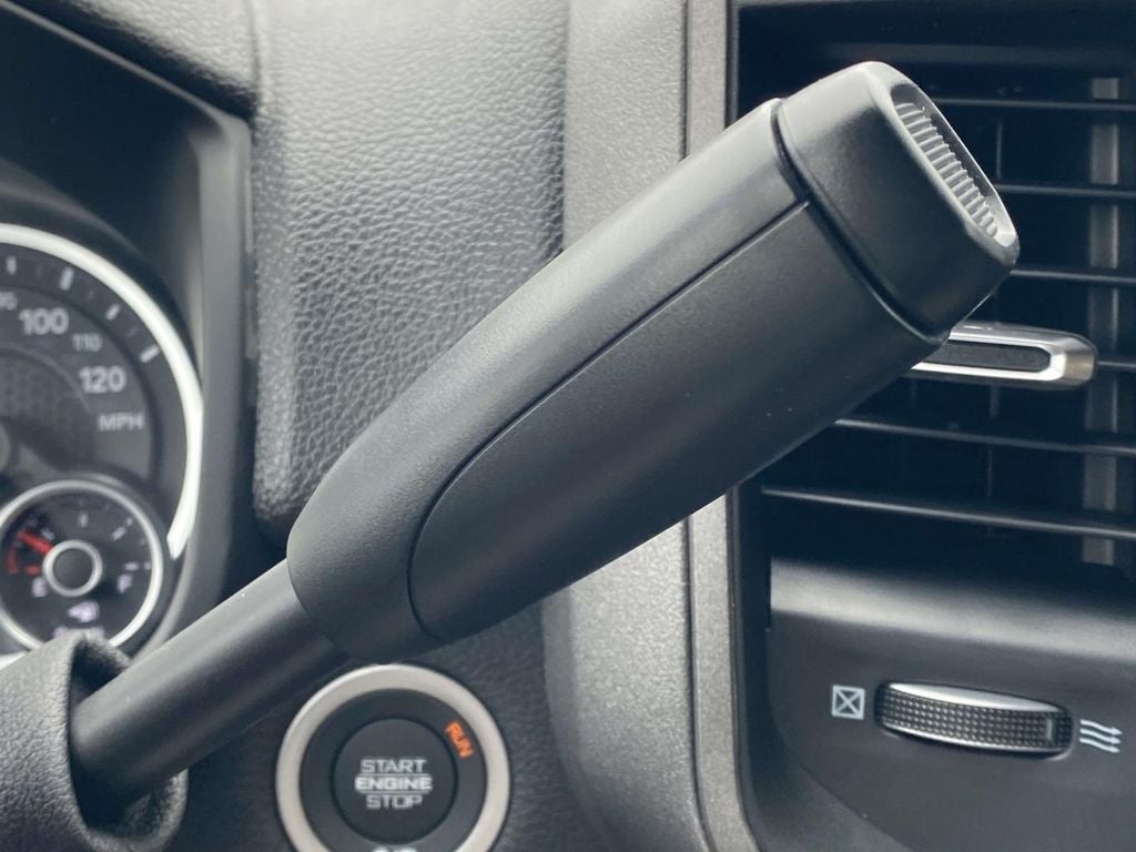 2026 RAM Ram 3500 Chassis Cab RAM 3500 TRADESMAN CHASSIS REGULAR CAB 4X4 84' CA