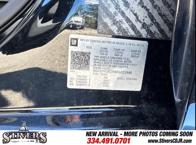 2021 Chevrolet Silverado 1500 4WD Crew Cab Short Bed LTZ