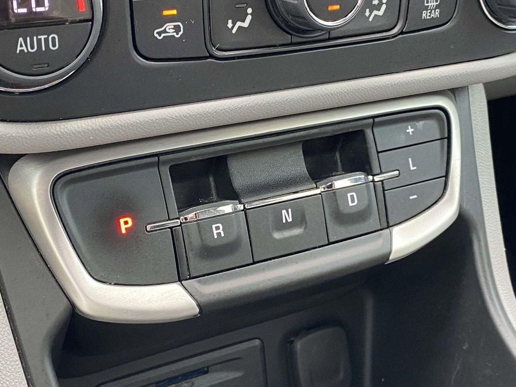 2023 GMC Terrain FWD SLT