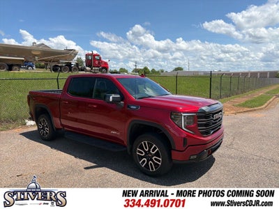 2024 GMC Sierra 1500 4WD Crew Cab Short Box AT4
