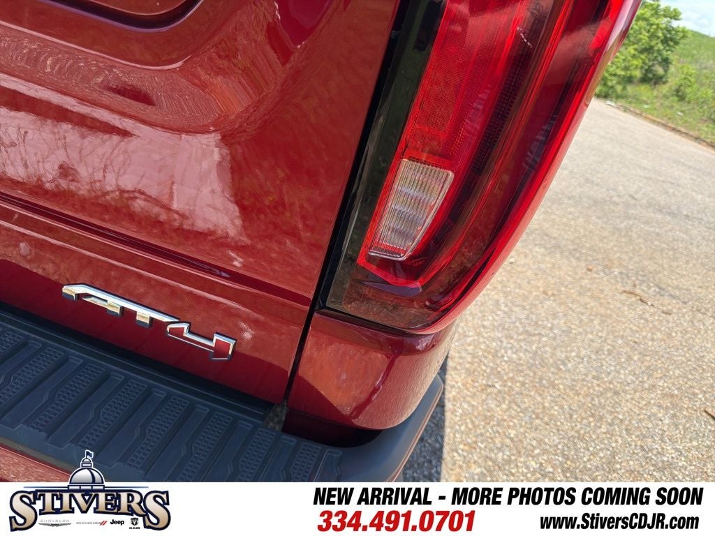 2024 GMC Sierra 1500 4WD Crew Cab Short Box AT4
