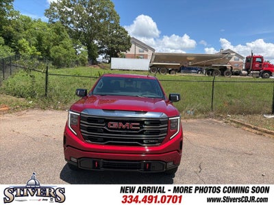 2024 GMC Sierra 1500 4WD Crew Cab Short Box AT4