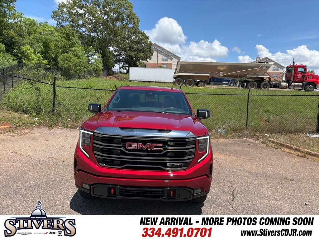 2024 GMC Sierra 1500 4WD Crew Cab Short Box AT4