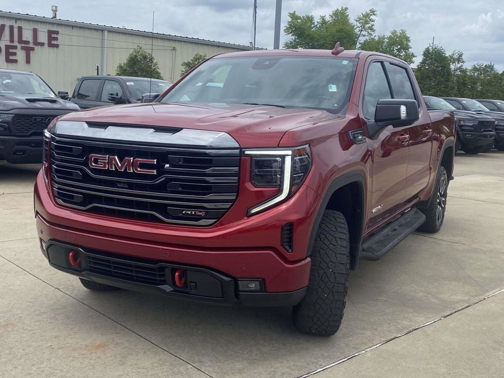 2024 GMC Sierra 1500 4WD Crew Cab Short Box AT4