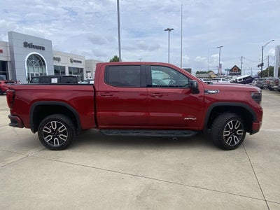 2024 GMC Sierra 1500 4WD Crew Cab Short Box AT4