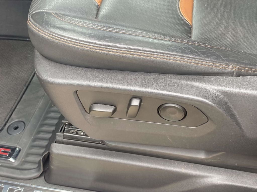 2024 GMC Sierra 1500 4WD Crew Cab Short Box AT4