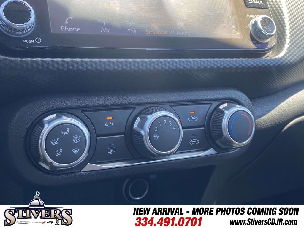2023 Nissan Kicks SV Xtronic CVT