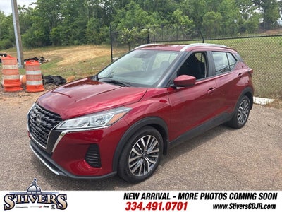 2023 Nissan Kicks SV Xtronic CVT