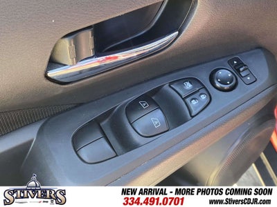 2023 Nissan Kicks SV Xtronic CVT