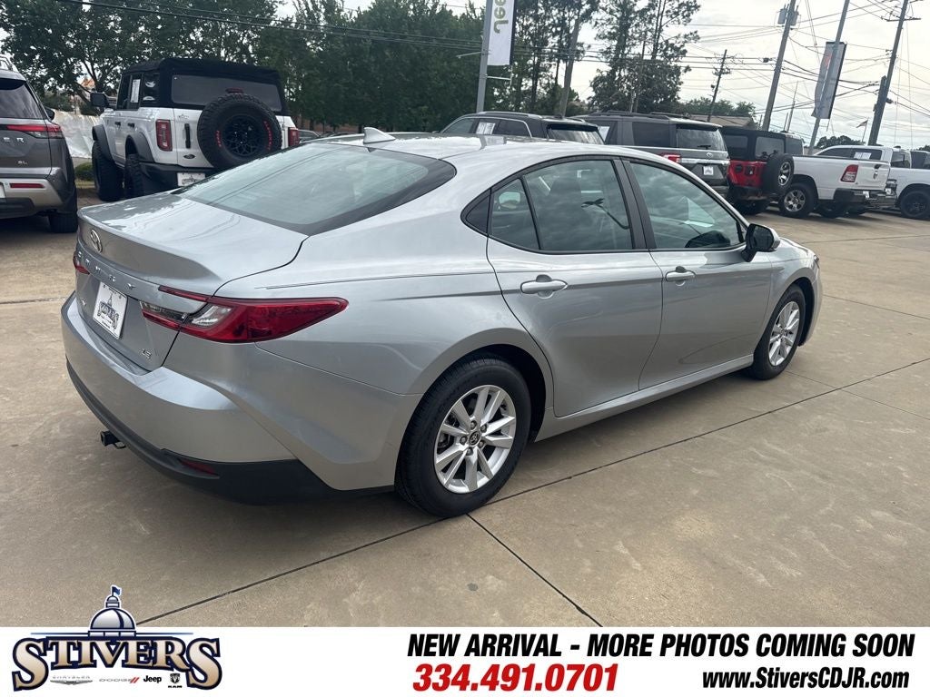 2025 Toyota Camry LE