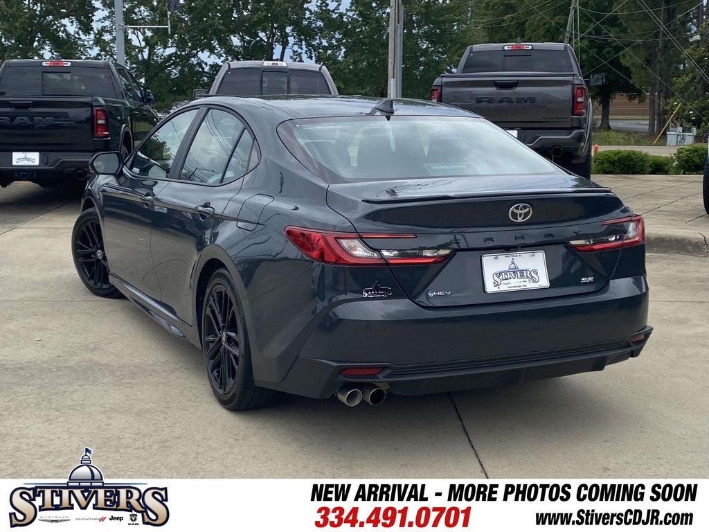 2025 Toyota Camry SE