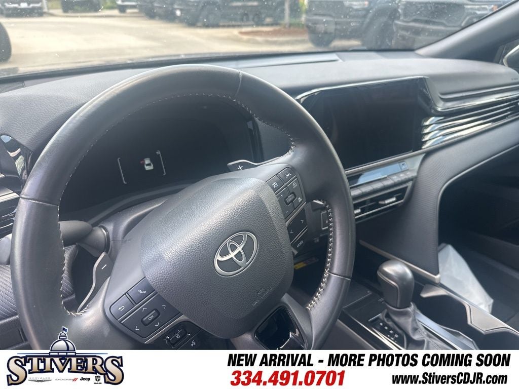 2025 Toyota Camry SE