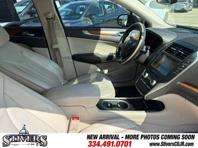 2019 Lincoln MKC Select