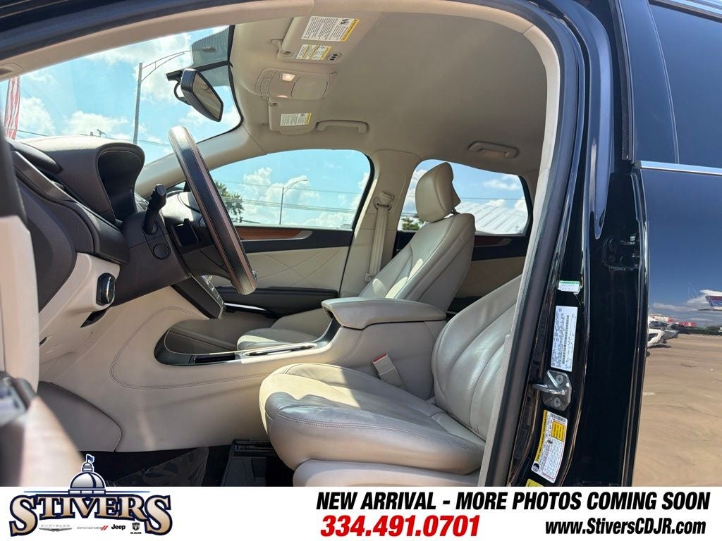2019 Lincoln MKC Select